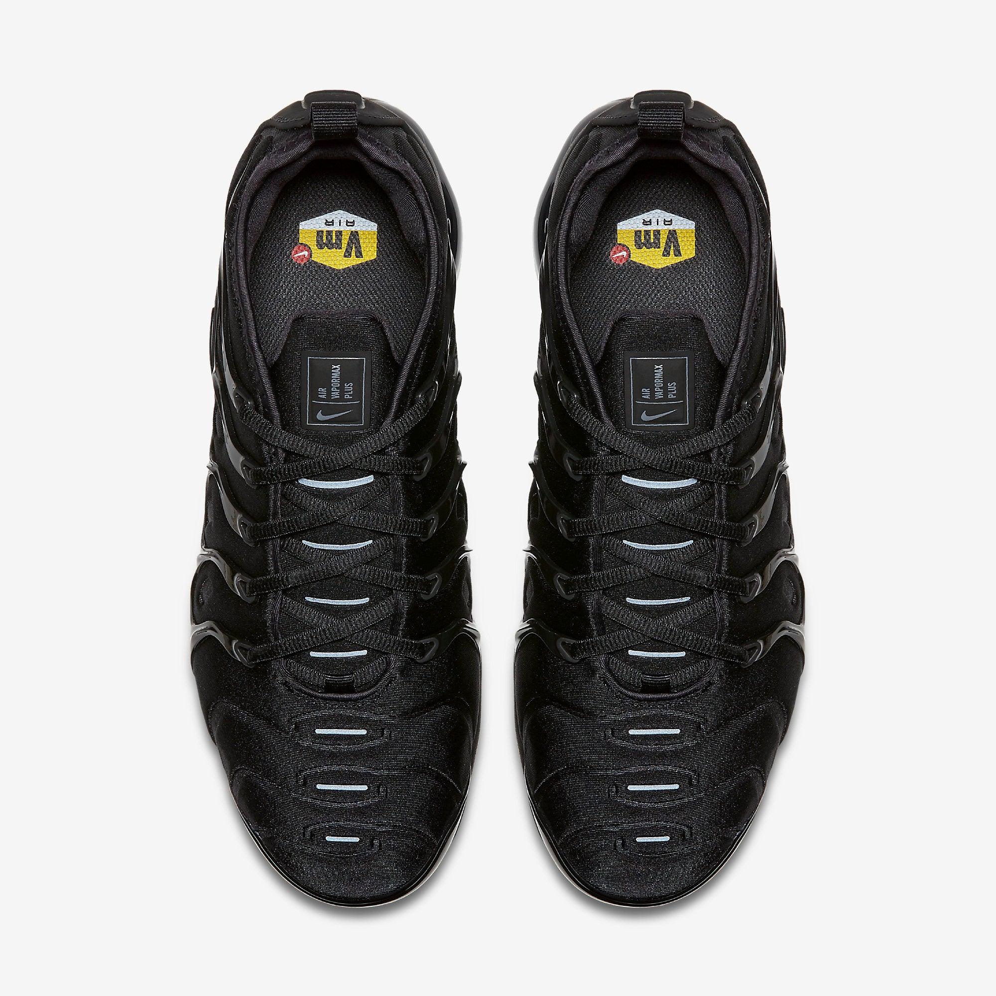 Air VaporMax Plus 'Triple Black' - Foot Arena