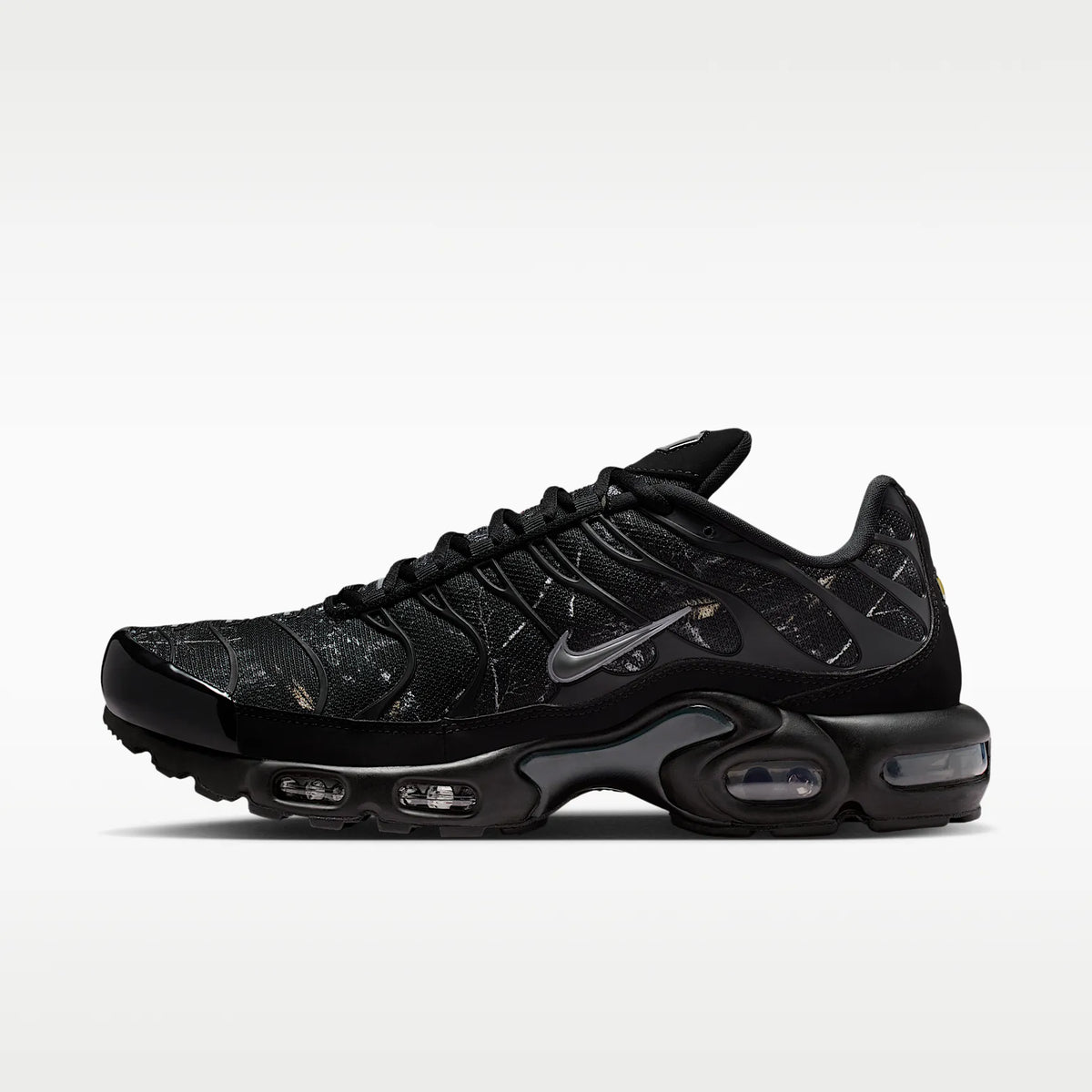 Nike Air Max Plus Black Wood Camo