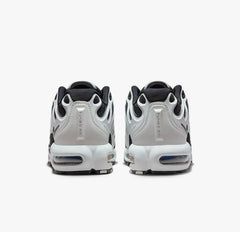 Nike Air Max Plus Drift - White/Black