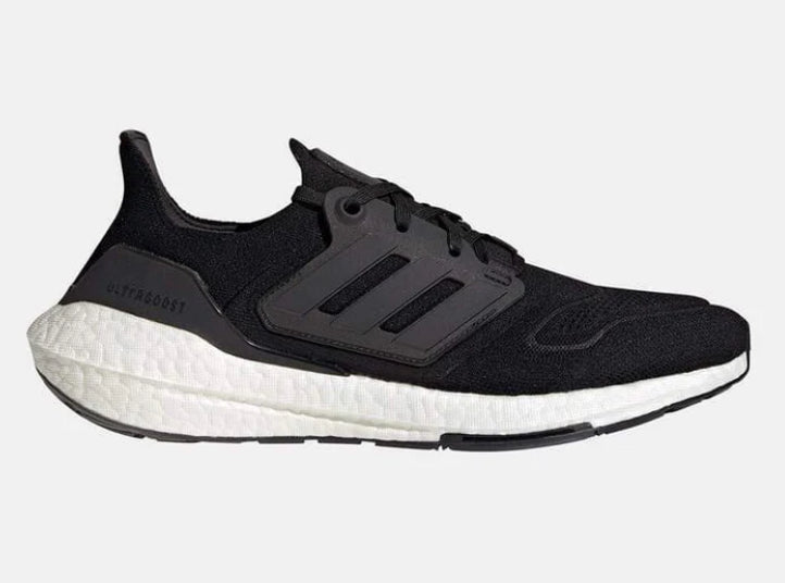 Adidas Ultra Boost 22 - Black & White